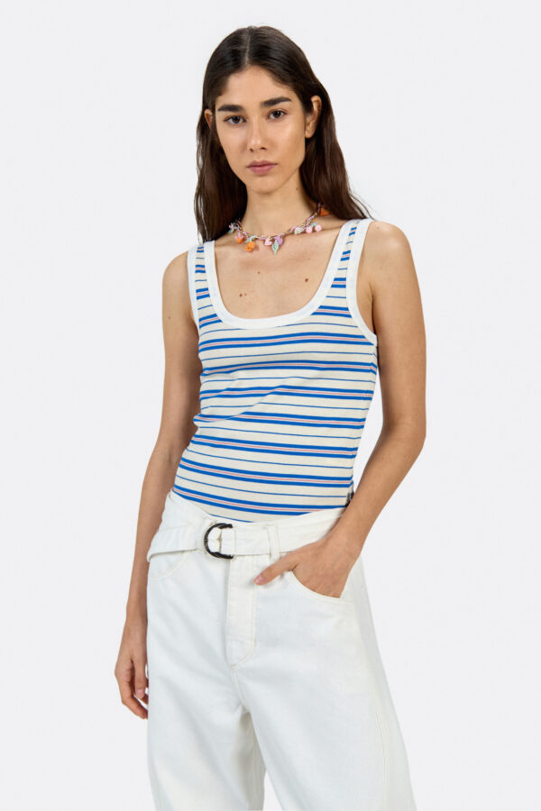 Musculosa Willa